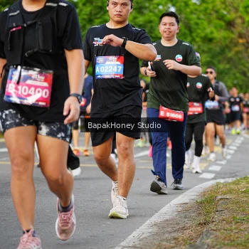 Runner Photo 4025751