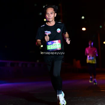 Runner Photo 4025796