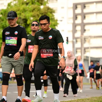 Runner Photo 4025797