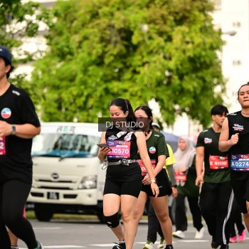 Runner Photo 4026025