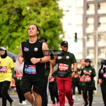 Runner Photo 4026035