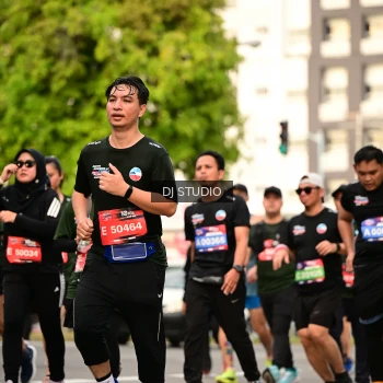 Runner Photo 4026117