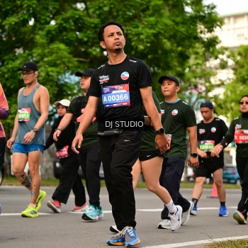 Runner Photo 4026165