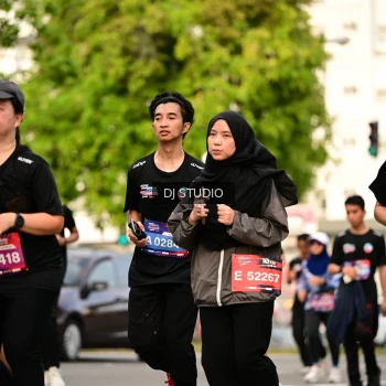 Runner Photo 4026210