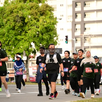 Runner Photo 4026244