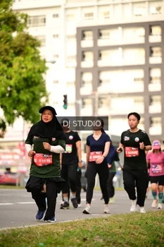 Runner Photo 4026313