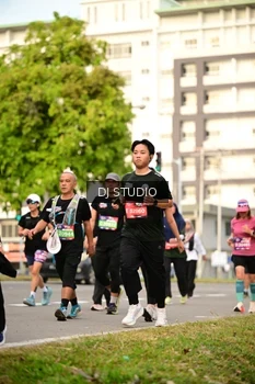 Runner Photo 4026330