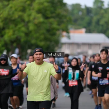 Runner Photo 4026335