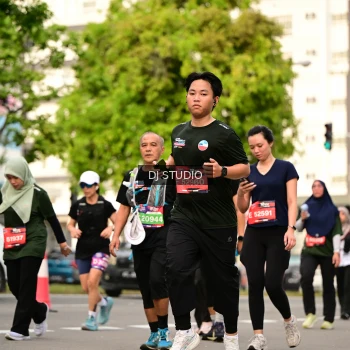 Runner Photo 4026342