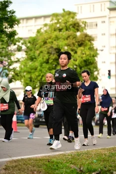 Runner Photo 4026348