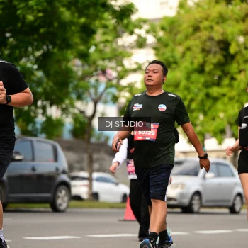 Runner Photo 4026420