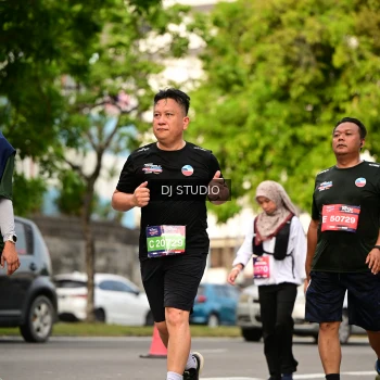 Runner Photo 4026465