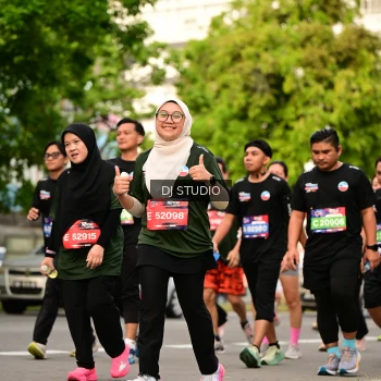 Runner Photo 4026636
