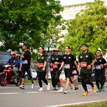 Runner Photo 4027076