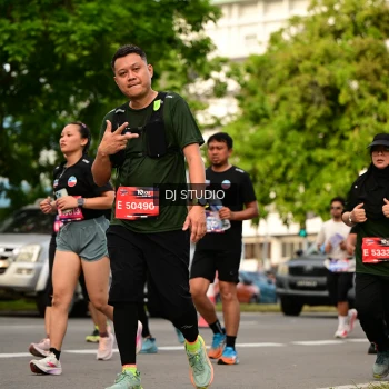Runner Photo 4027594