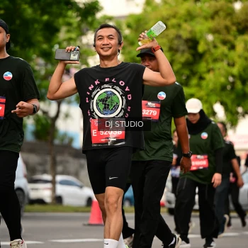 Runner Photo 4027700