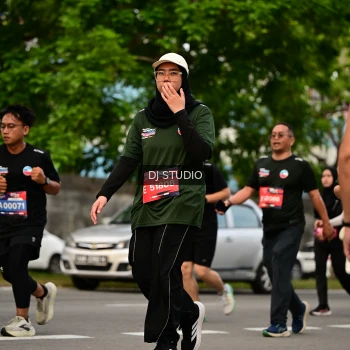 Runner Photo 4027723