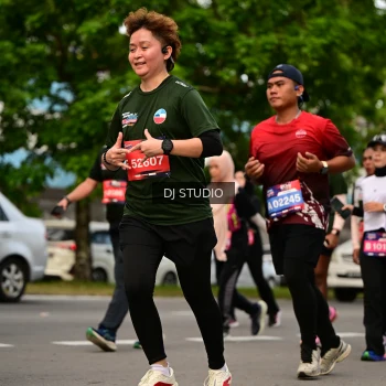 Runner Photo 4027762
