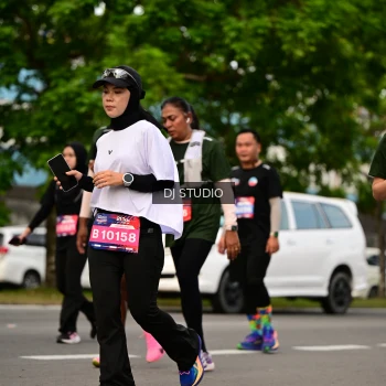 Runner Photo 4027779