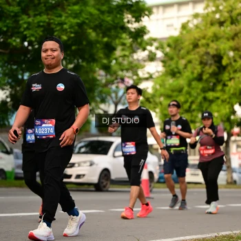 Runner Photo 4027797