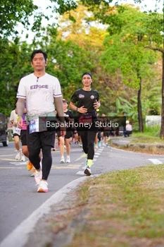 Runner Photo 4027938