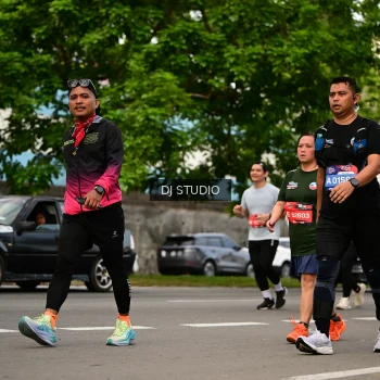 Runner Photo 4028007