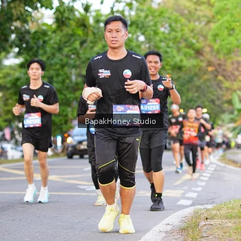 Runner Photo 4028009