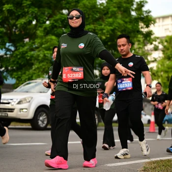 Runner Photo 4028151