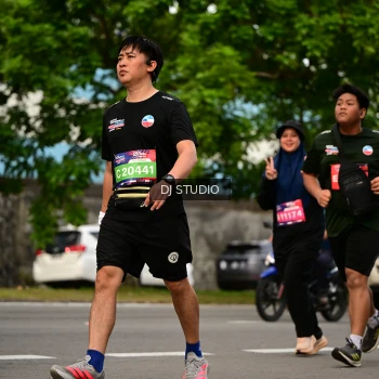 Runner Photo 4028153