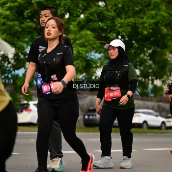 Runner Photo 4028351