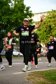 Runner Photo 4028910