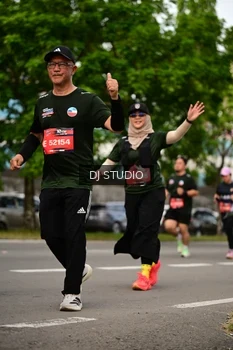 Runner Photo 4028957
