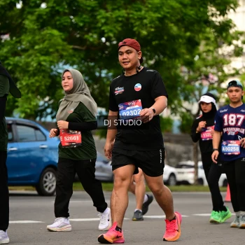 Runner Photo 4029080