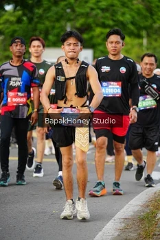 Runner Photo 4029301