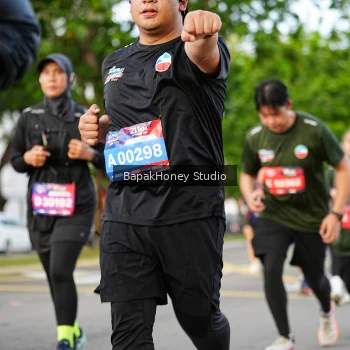 Runner Photo 4029346
