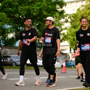 Runner Photo 4029720