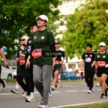 Runner Photo 4030224