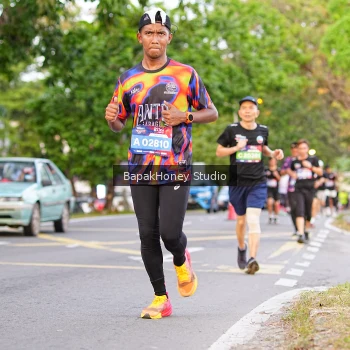 Runner Photo 4030501