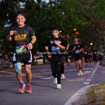 Runner Photo 4030653