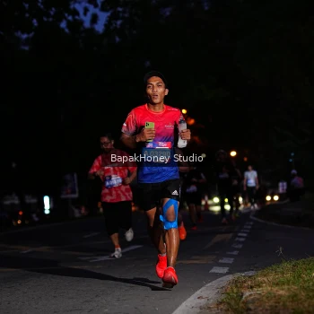 Runner Photo 4030684