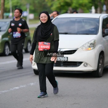 Runner Photo 4030857