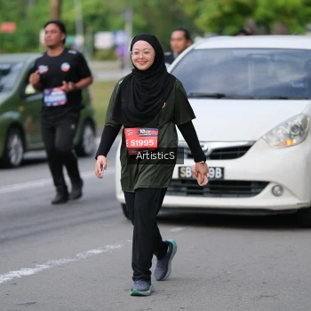 Runner Photo 4030875