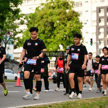 Runner Photo 4030975