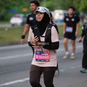 Runner Photo 4031110