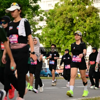 Runner Photo 4031143
