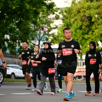 Runner Photo 4031371