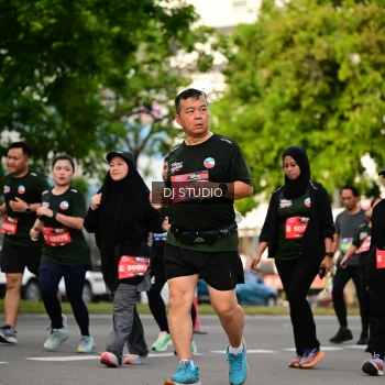 Runner Photo 4031383