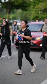 Runner Photo 4031410