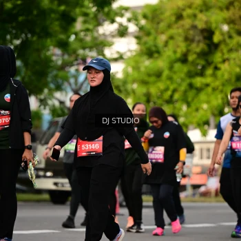 Runner Photo 4031419
