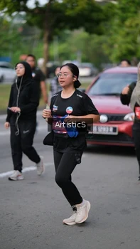 Runner Photo 4031424